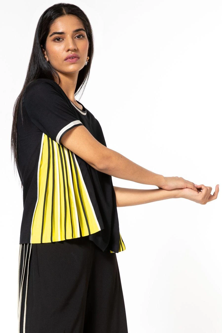 Bodice Black & Yellow Pleated Top 4 Bodice Black & Yellow Pleated Top - Image 4