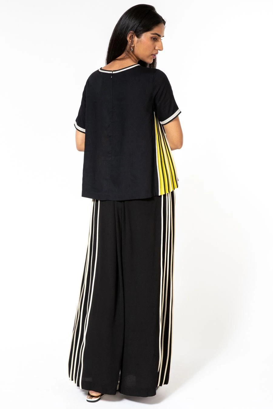 Bodice Black & Yellow Pleated Top 5 Bodice Black & Yellow Pleated Top - Image 5