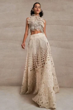 Varun Nidhika Hibiscus Petal Lehenga Set 7 Varun Nidhika Hibiscus Petal Lehenga Set -Cheap Wovencia Store 22923vn1 3