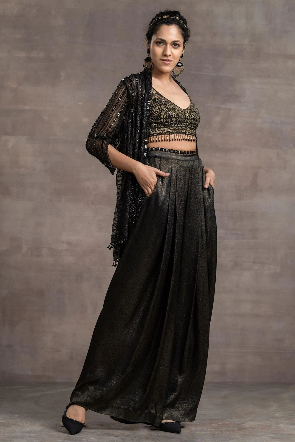 Tarun Tahiliani Black Sequined Gilet 2 Tarun Tahiliani Black Sequined Gilet - Image 2