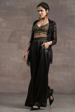 Tarun Tahiliani Black Sequined Gilet 6 Tarun Tahiliani Black Sequined Gilet -Cheap Wovencia Store 2308tt30 3