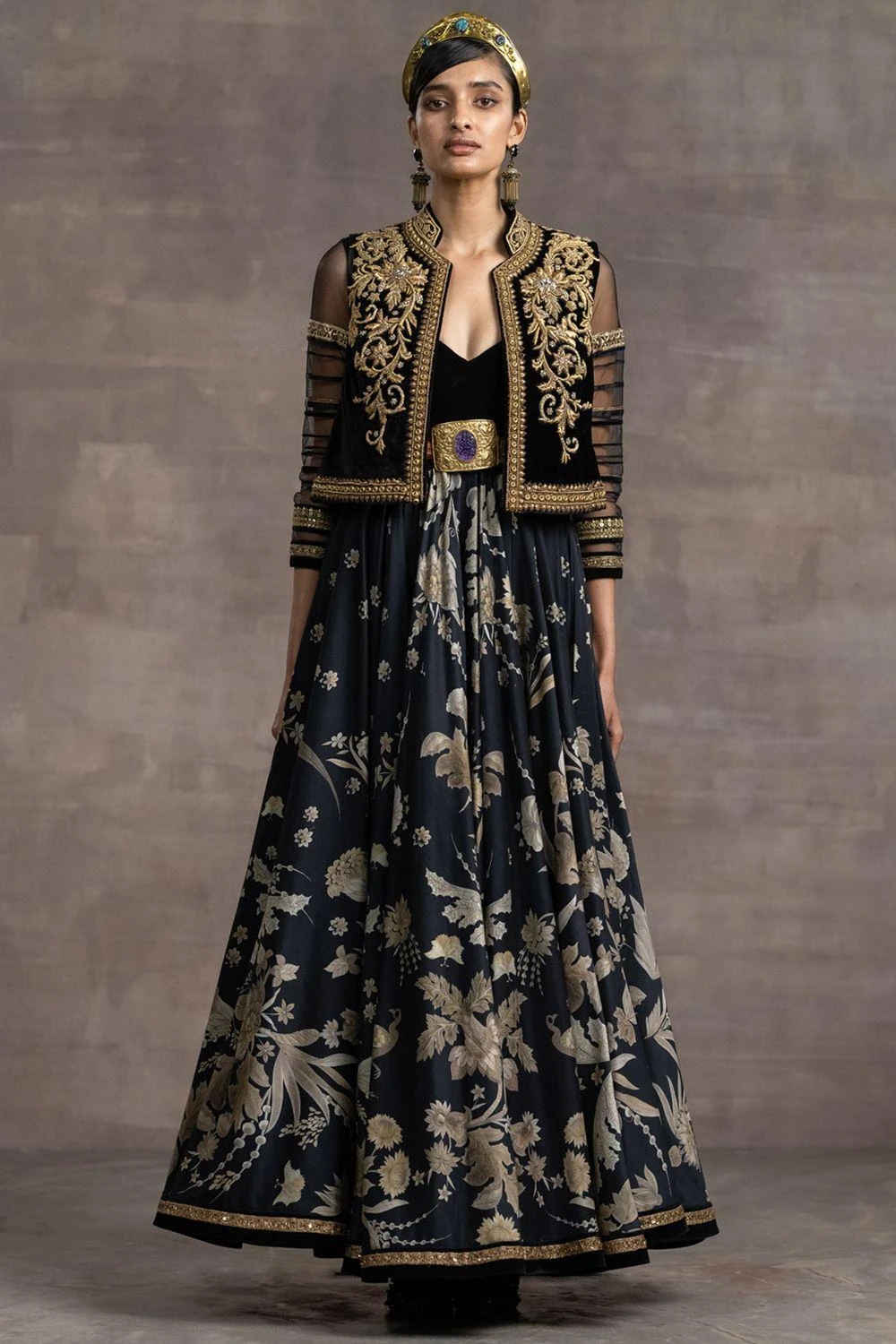 Tarun Tahiliani Black Velvet Gilet 1 Tarun Tahiliani Black Velvet Gilet