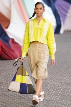 Bodice Beige Knee Length Shorts