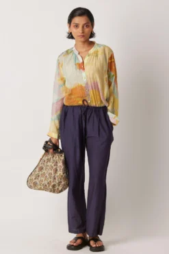 YAVI Labile Abstract Printed Top