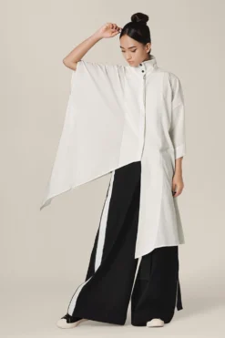 Chola Dropped Sleeved Kaftan Shirt With A High Collar